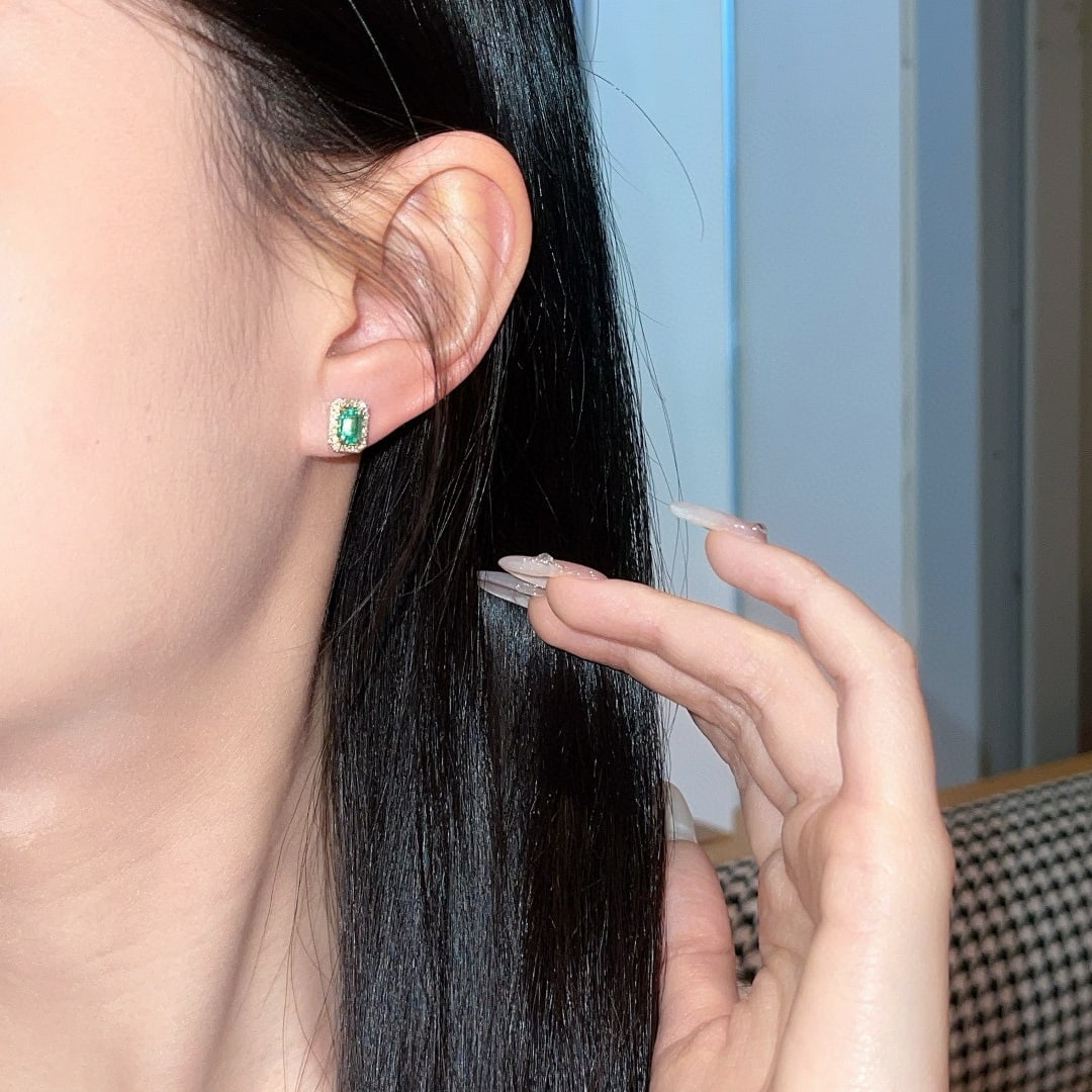 14k Gold 1.2 Ct Natural Emerald & Diamond Earrings - 3