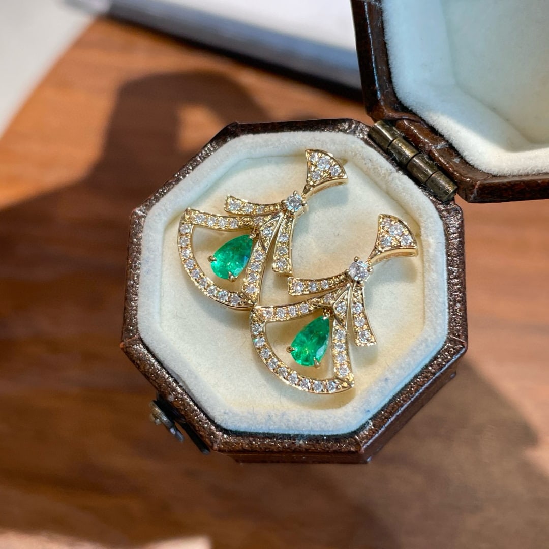 14k Gold 0.36 Ct Natural Emerald & Diamond Earrings - 2
