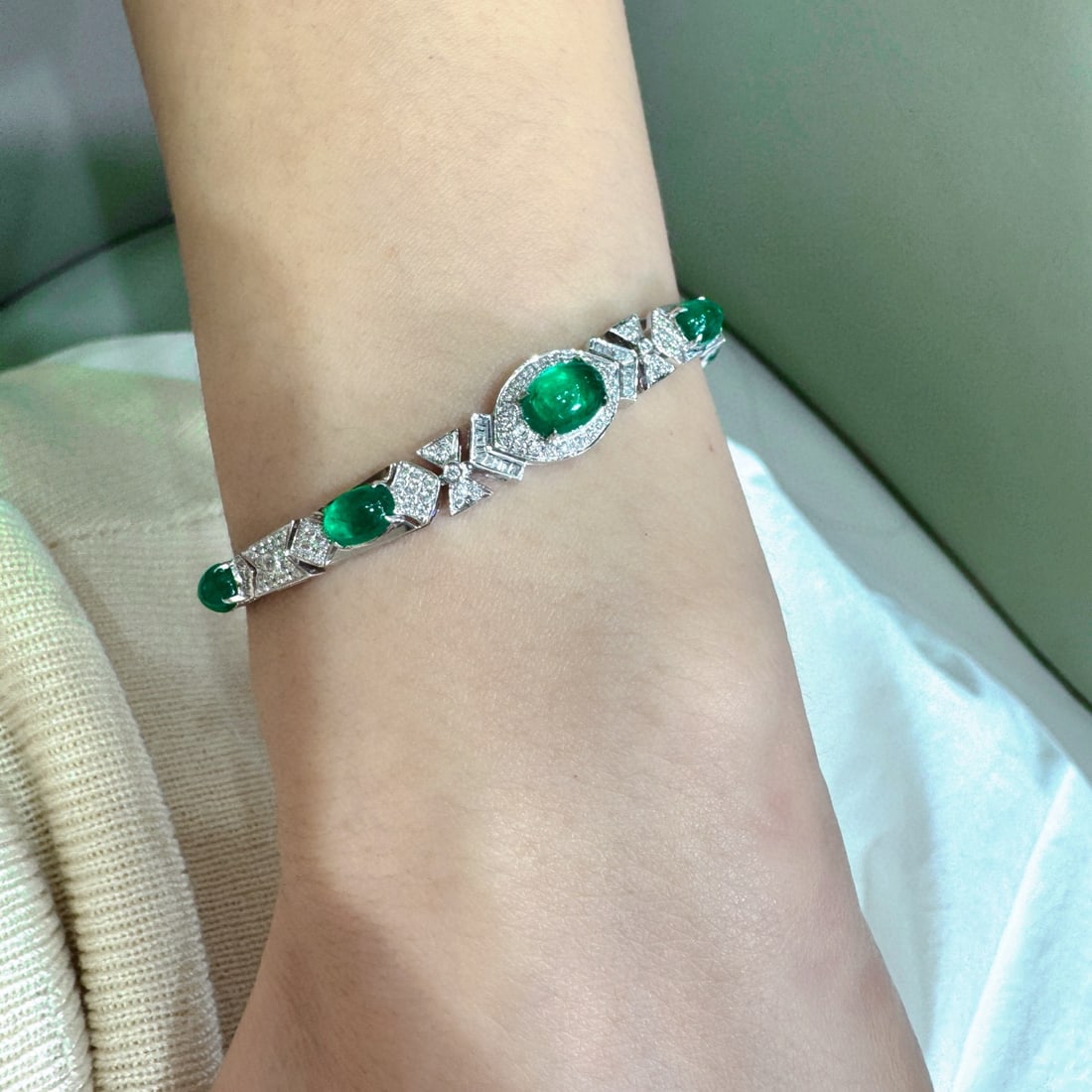 14k Gold 3.71 Ctw Vivid Green Natural Emerald & Diamond Bracelet - 4