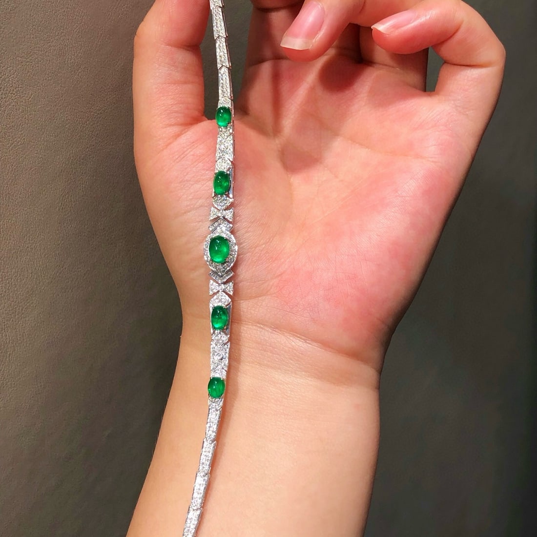 14k Gold 3.71 Ctw Vivid Green Natural Emerald & Diamond Bracelet - 6