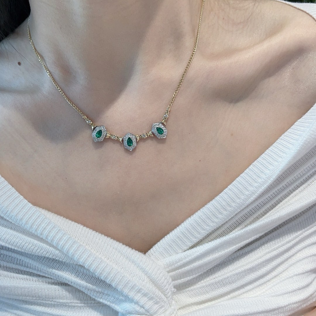 14k Gold 0.73 Ct Natural Emerald & Diamond Necklace - 5
