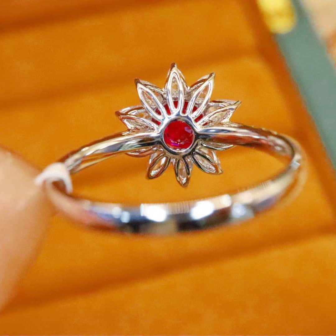 14k Gold 1.43 Ctw Natural Ruby & Diamond Ring - 4
