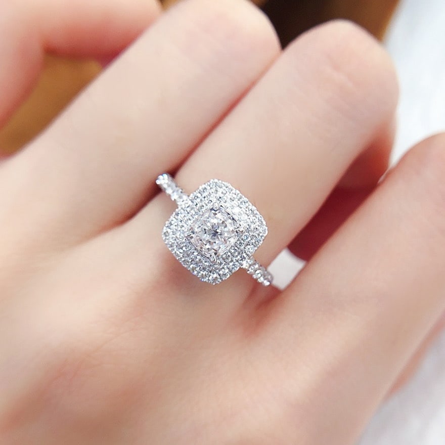 Gia Certified 14k Gold 1.00 Ct Natural D Vvs2 Cushion Diamond Ring - 4