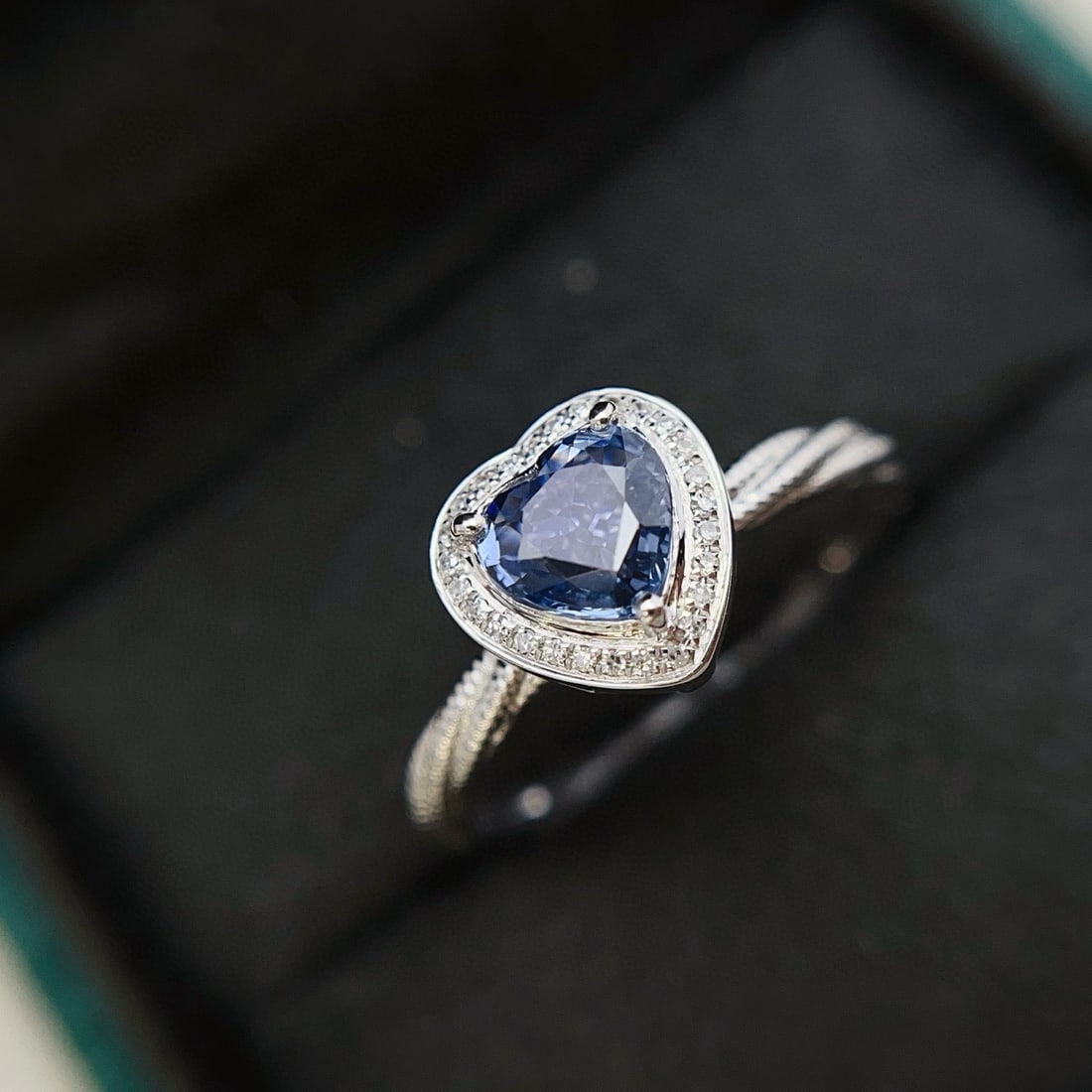 14k Gold 1.10 Ct Natural Sapphire & Diamond Ring - 2