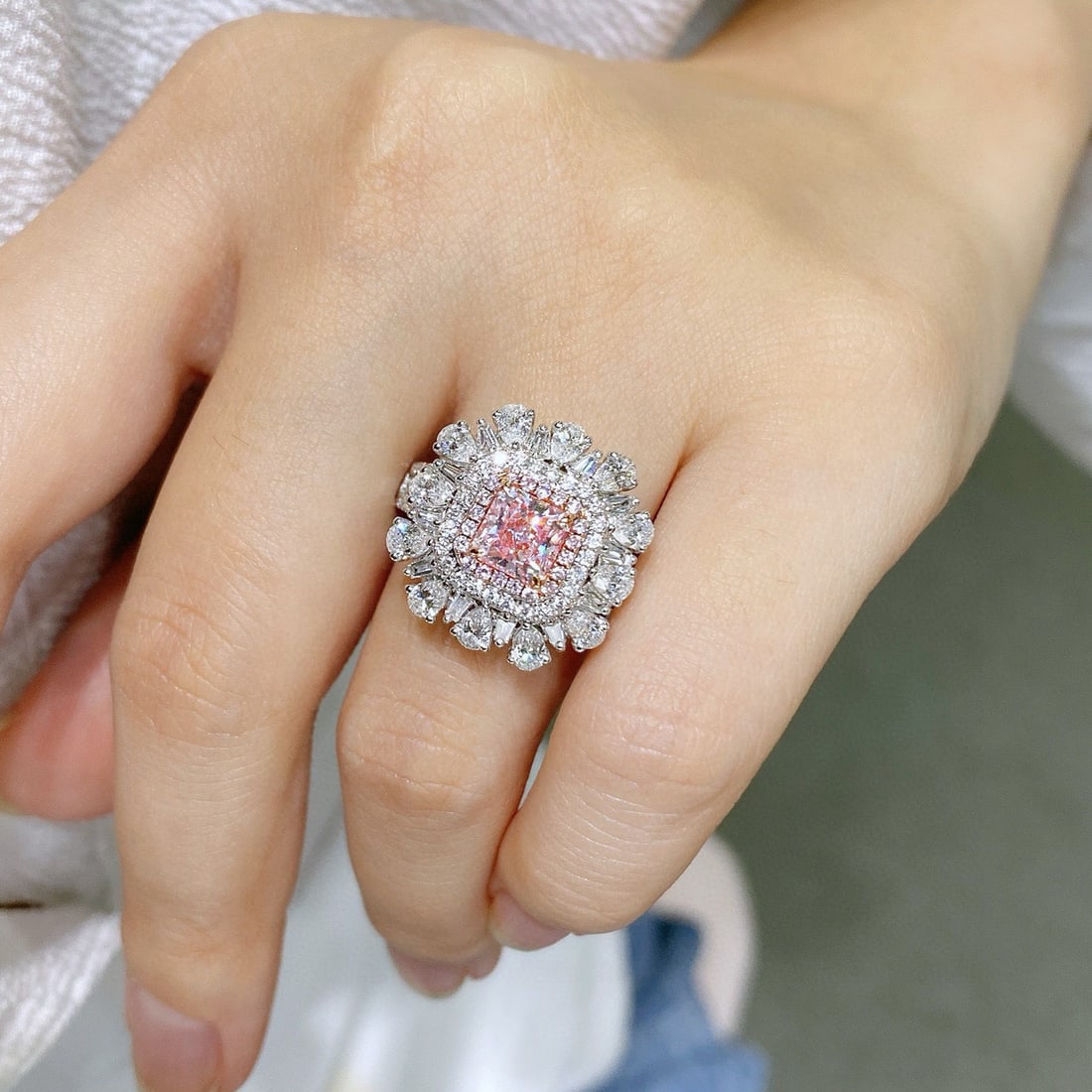 Gia Certified 14k Gold 2.78 Ctw Natural Pink Diamond & Diamond Ring/pendant( Without Chain ) - 2