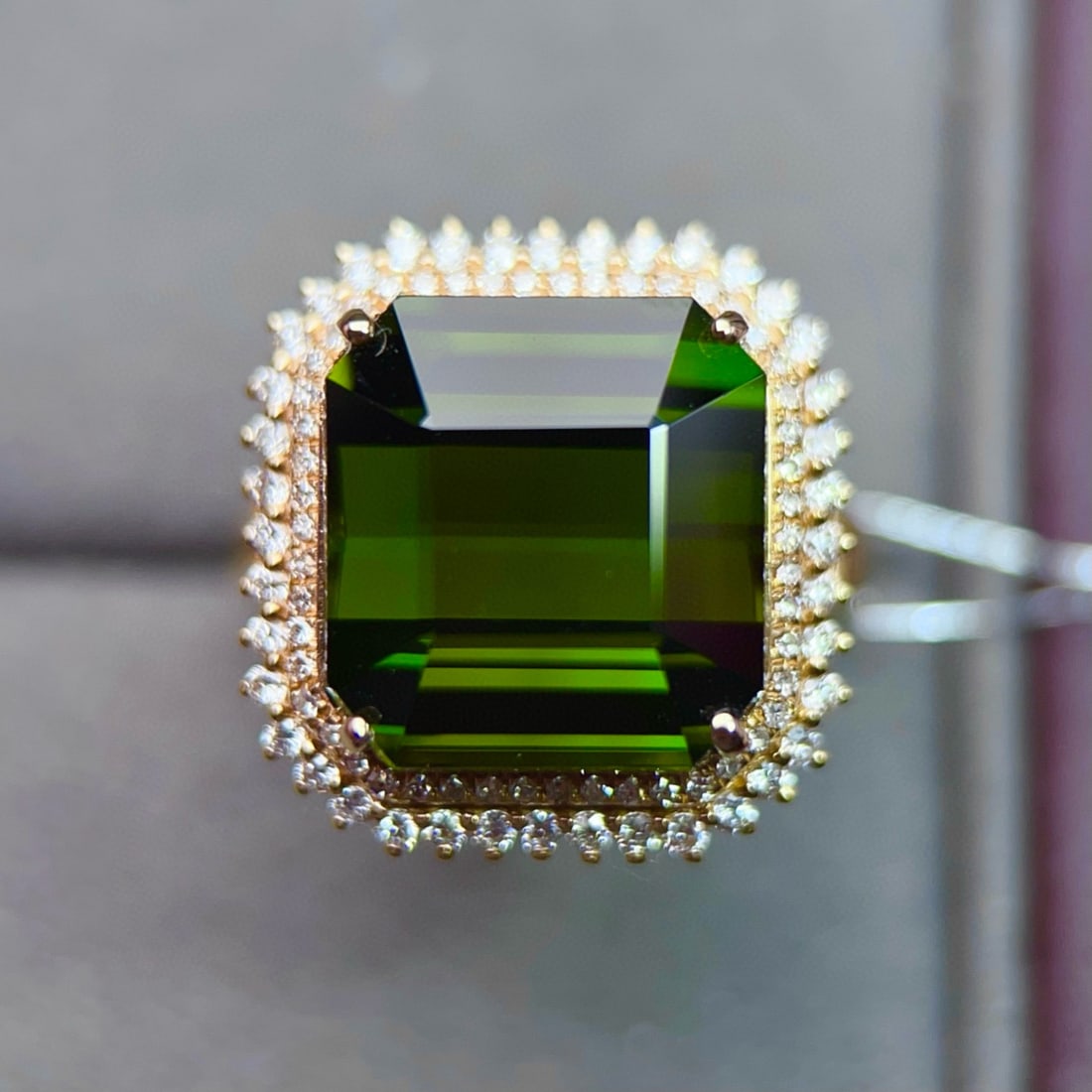 14k Gold 15.00 Ctw Natural Tourmaline & Diamond Ring - 2