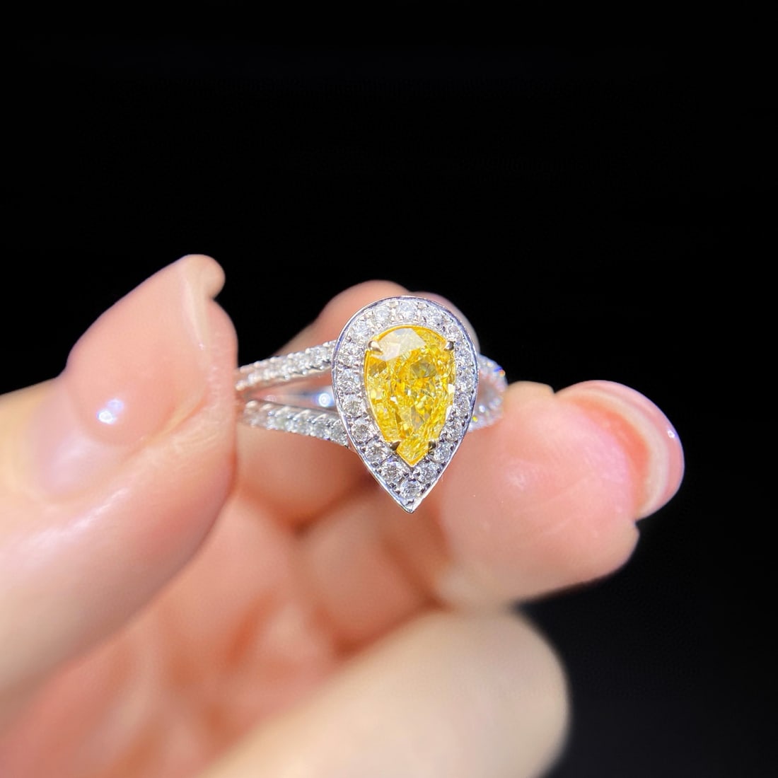 Gia Certified 14k Gold 1.43 Ctw Natural Yellow Diamond & Diamond Ring - 2