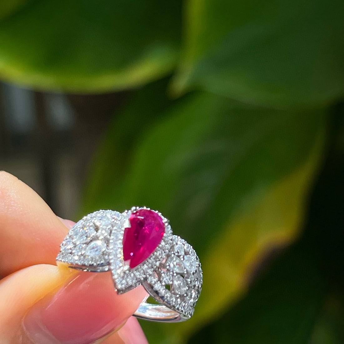 14k Gold 2.09 Ctw Natural Ruby & Diamond Ring - 4
