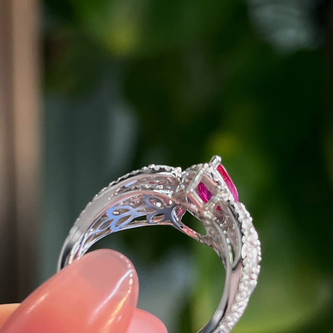 14k Gold 2.09 Ctw Natural Ruby & Diamond Ring - 5