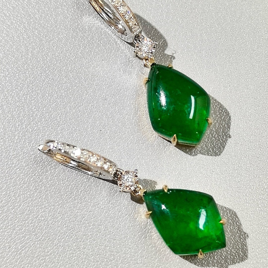14k Gold 17.12 Ctw Vivid Green Natural Emerald & Diamond Earrings - 2