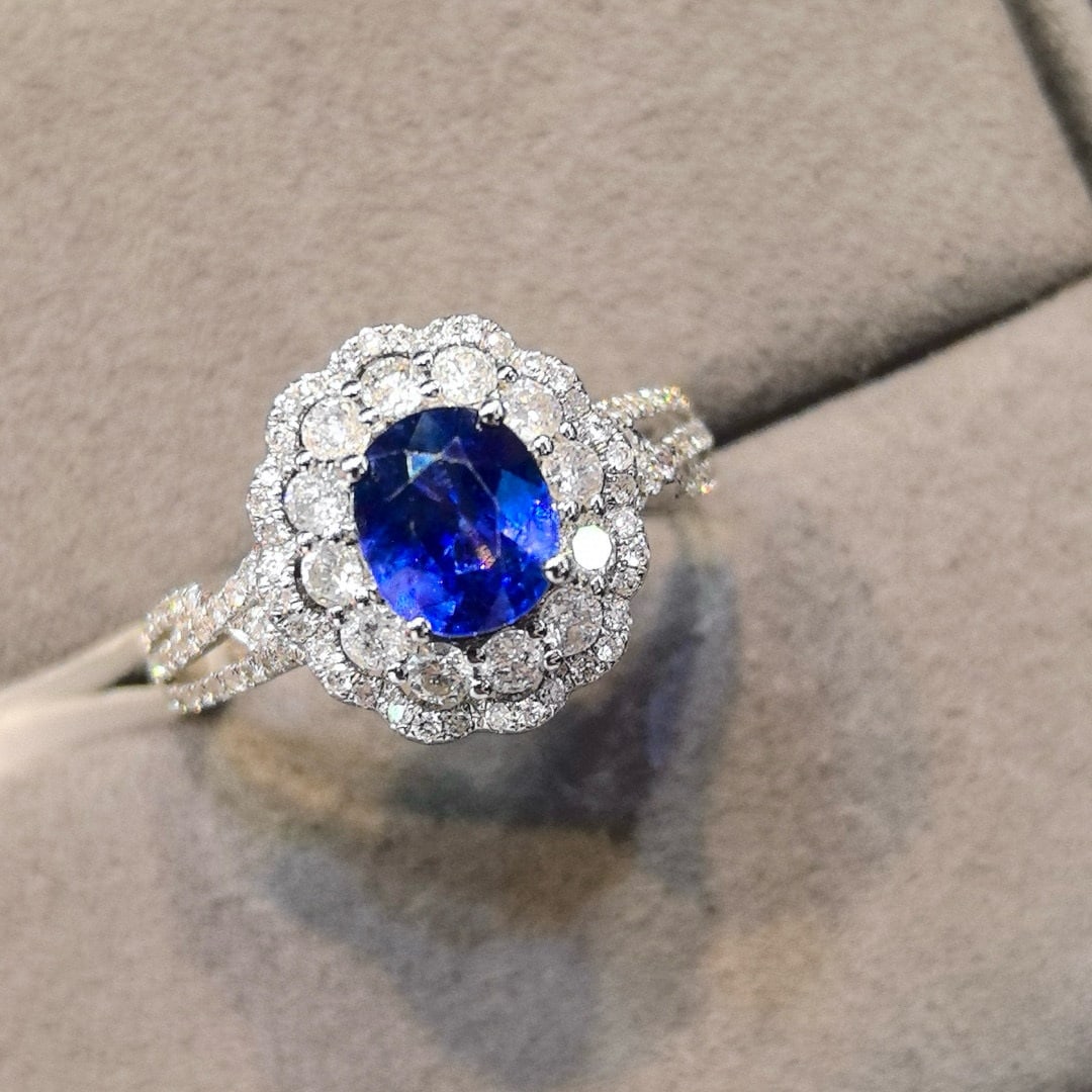 14k Gold 1.64 Ctw Natural Sapphire & Diamond Ring - 4