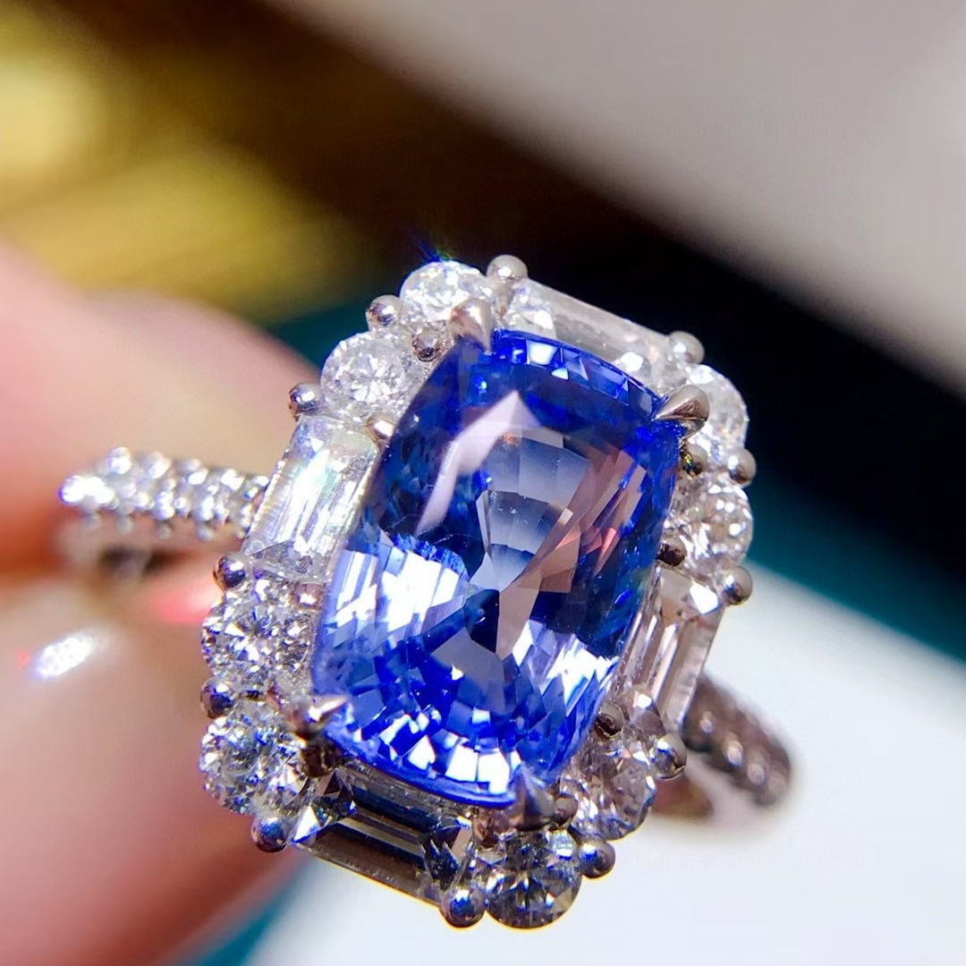 14k Gold 3.92 Ctw Natural Sapphire & Diamond Ring - 2