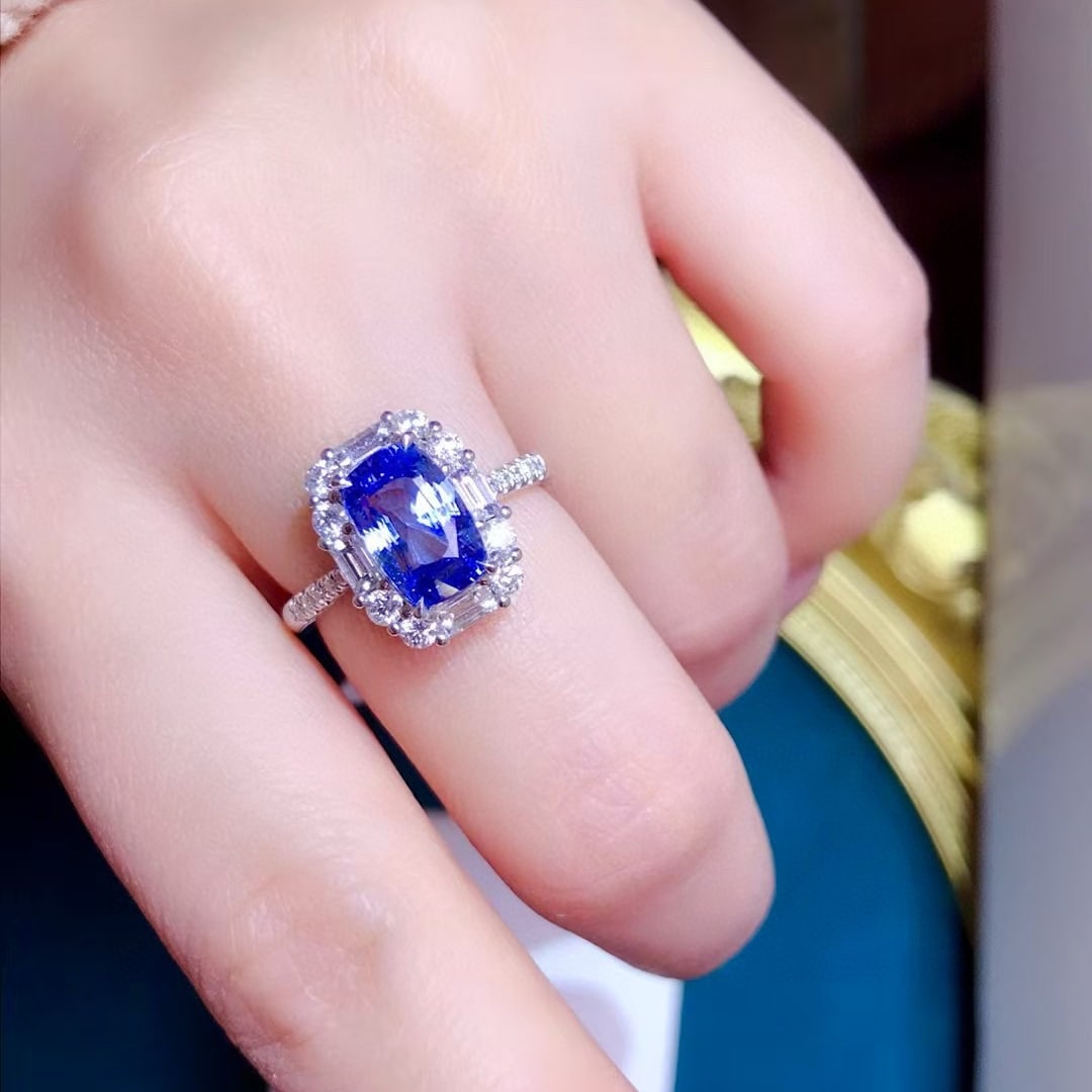 14k Gold 3.92 Ctw Natural Sapphire & Diamond Ring - 3
