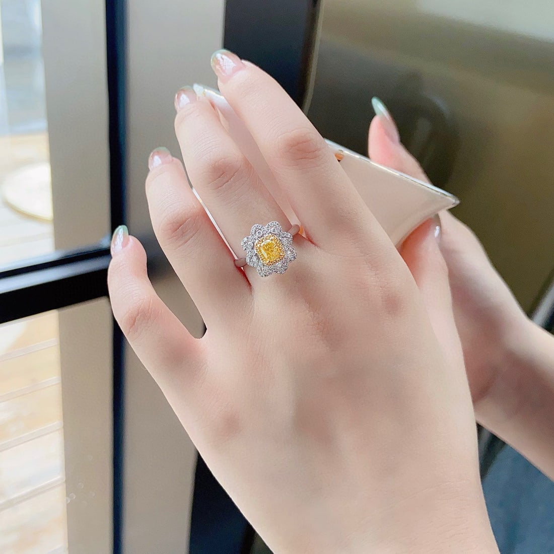 Gia Certified 14k Gold 0.92 Ctw Natural Yellow Diamond & Diamond Ring/pendant( Without Chain ) - 4