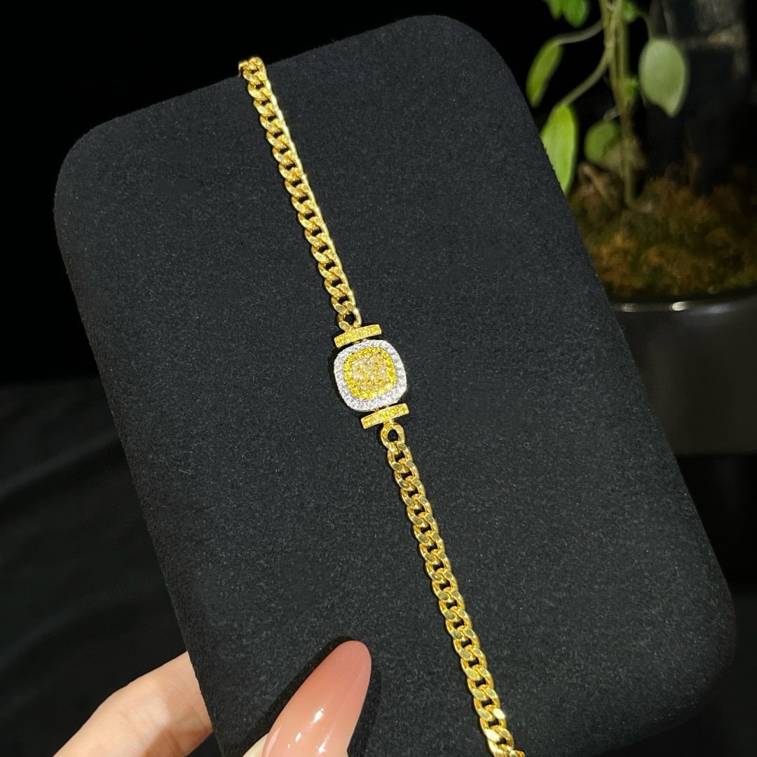 14k Gold 1.42 Ctw Natural Yellow Diamond & Diamond Bracelet: Ref:231064372 // gold content:14k gold // main gemstone:yellow diamond // shape:cushion // carat weight:1. 01ct // color:yellow // treatment:natural // // adjacent gemstone 2 : diamond // shape:round