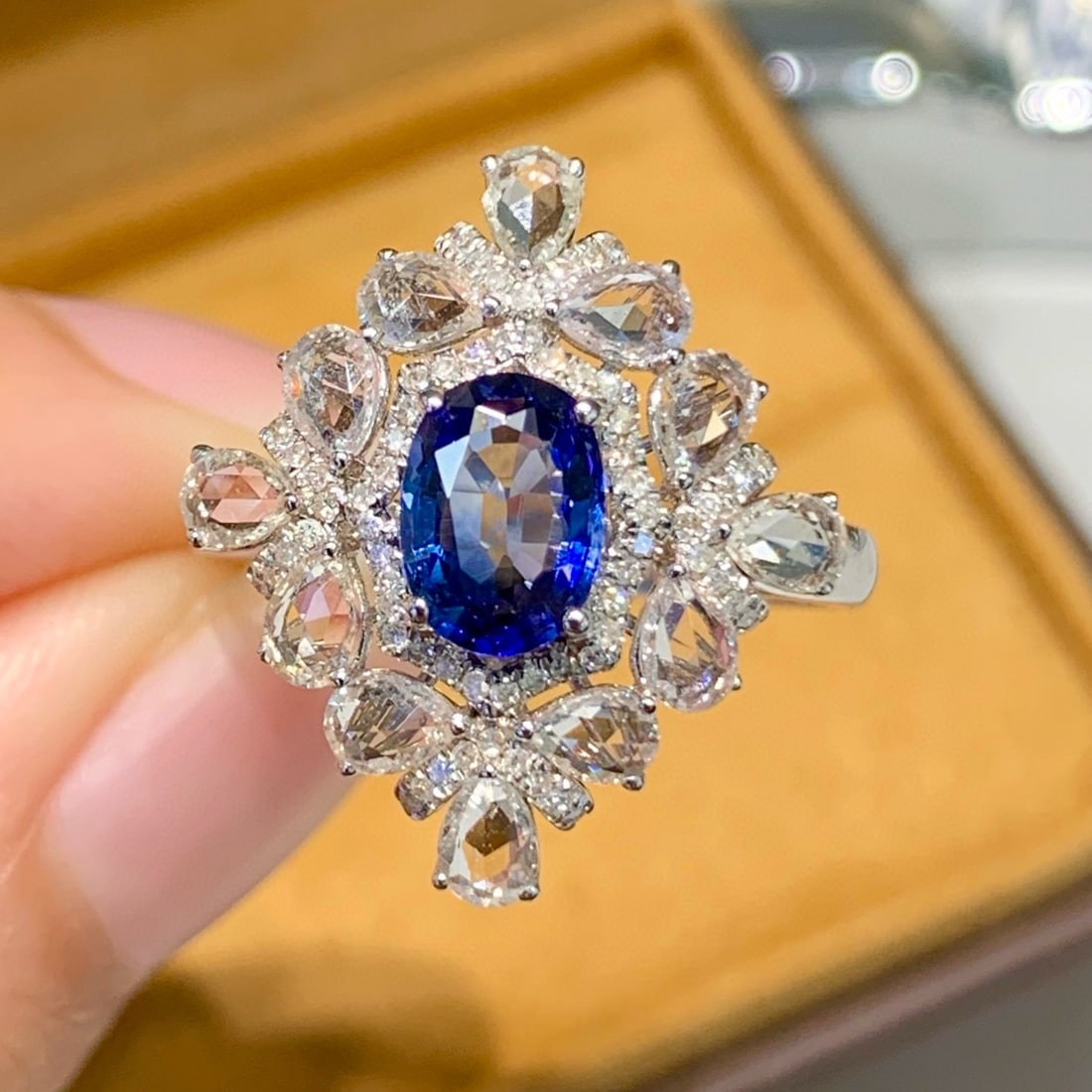 14k Gold 1.2 Ct Natural Sapphire & Diamond & Sapphire Ring - 2