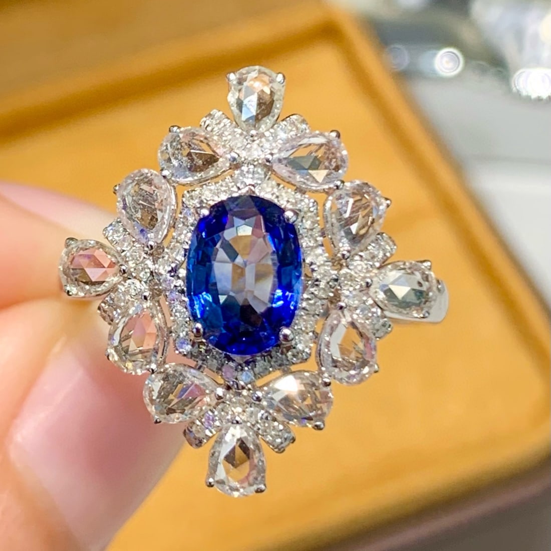 14k Gold 1.2 Ct Natural Sapphire & Diamond & Sapphire Ring - 4