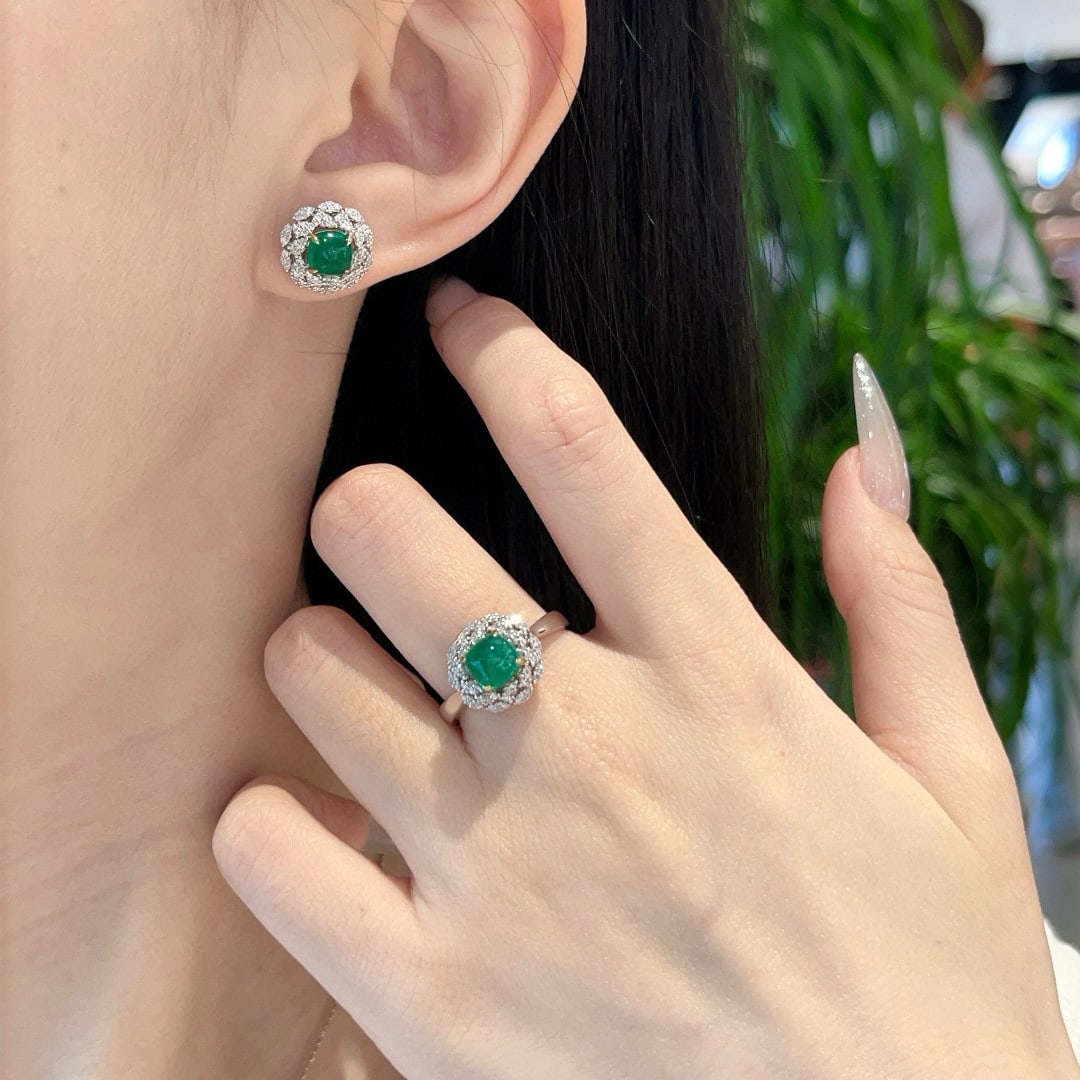 14k Gold 1.70 Ct Vivid Green Natural Emerald & Diamond Earrings - 5