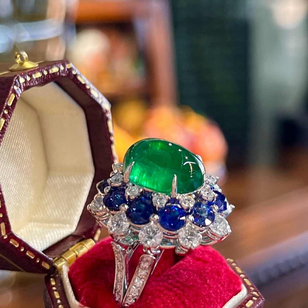 14k Gold 8.82 Ctw Vivid Green Natural Emerald & Sapphire Ring/pendant( Without Chain ) - 4