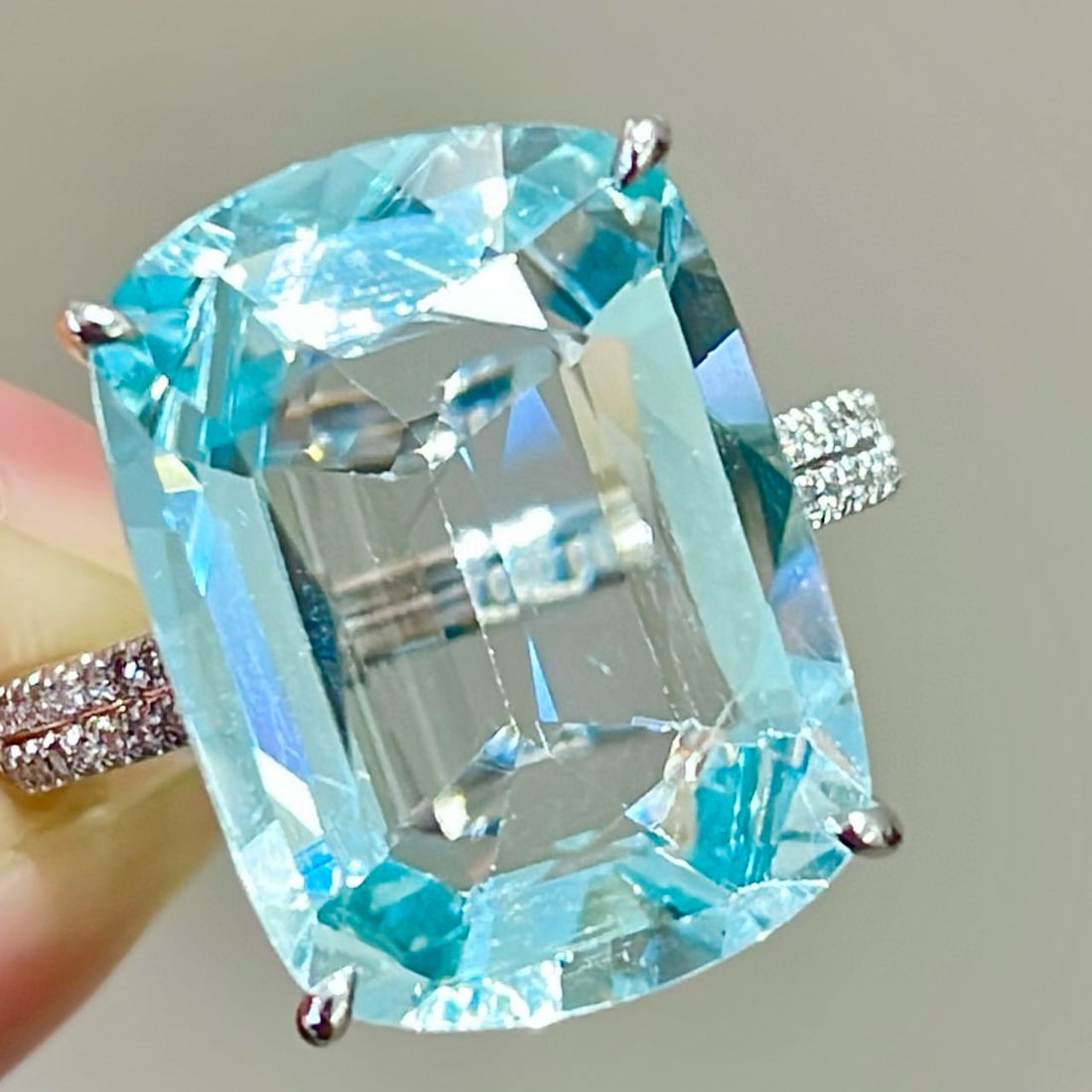 14k Gold 10 Ct Natural Aquamarine & Diamond Ring - 5