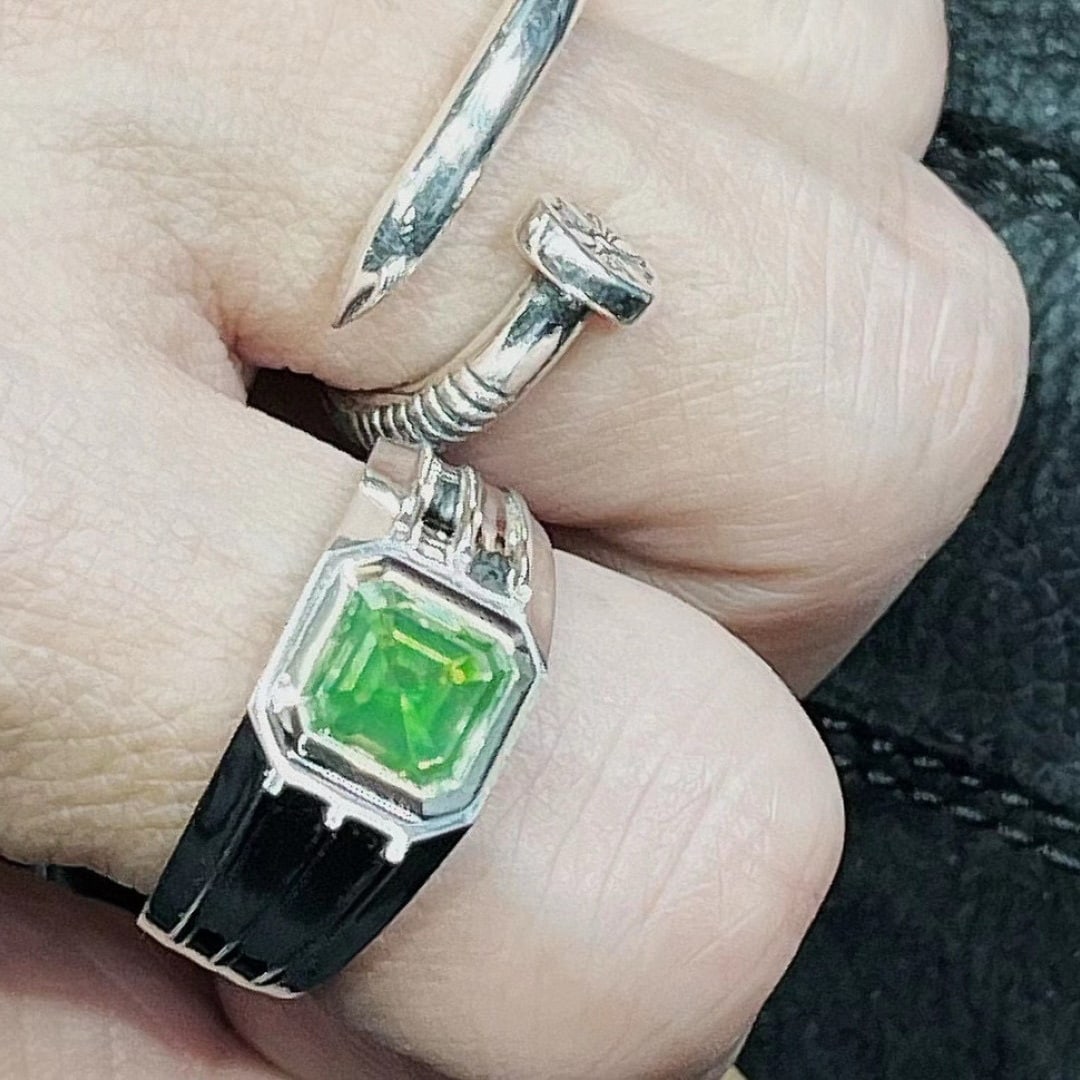 14k Gold 2.56 Ct Natural Green Diamond Ring - 3