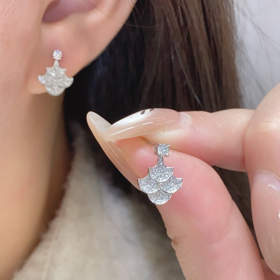 14k Gold 0.34 Ct Natural H Diamond Earrings - 4