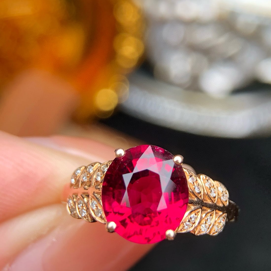 14k Gold 2.43 Ct Natural Tourmaline & Diamond Ring: Ref:231064427 // gold content:14k gold // ring size:7. 25us // // main gemstone:tourmaline // shape:oval // carat weight:2. 43ct // color:red // treatment:natural // // adjacent gemstone 2 : diamond