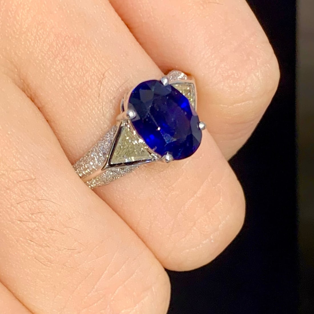 14k Gold 3.3 Ct Natural Sapphire & Diamond Ring - 4
