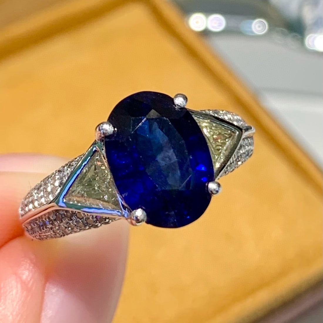 14k Gold 3.3 Ct Natural Sapphire & Diamond Ring - 5