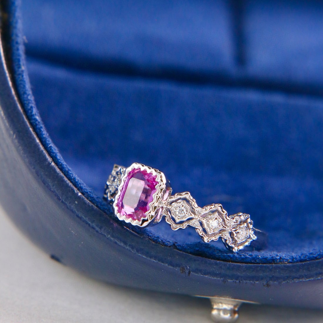 14k Gold 0.97 Ctw Natural Sapphire & Diamond Ring - 3