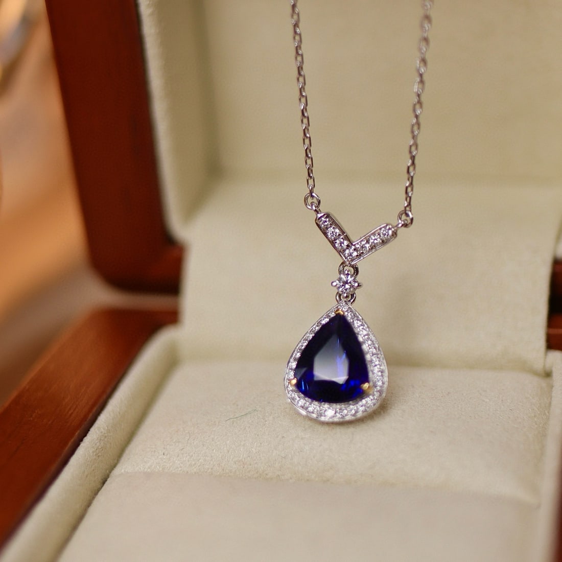 14k Gold 1.99 Ctw Natural Sapphire & Diamond Necklace - 2