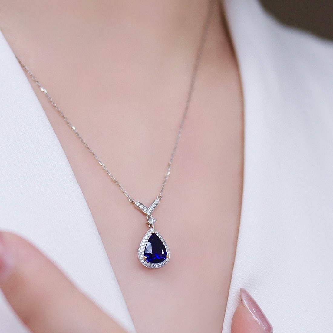 14k Gold 1.99 Ctw Natural Sapphire & Diamond Necklace - 3