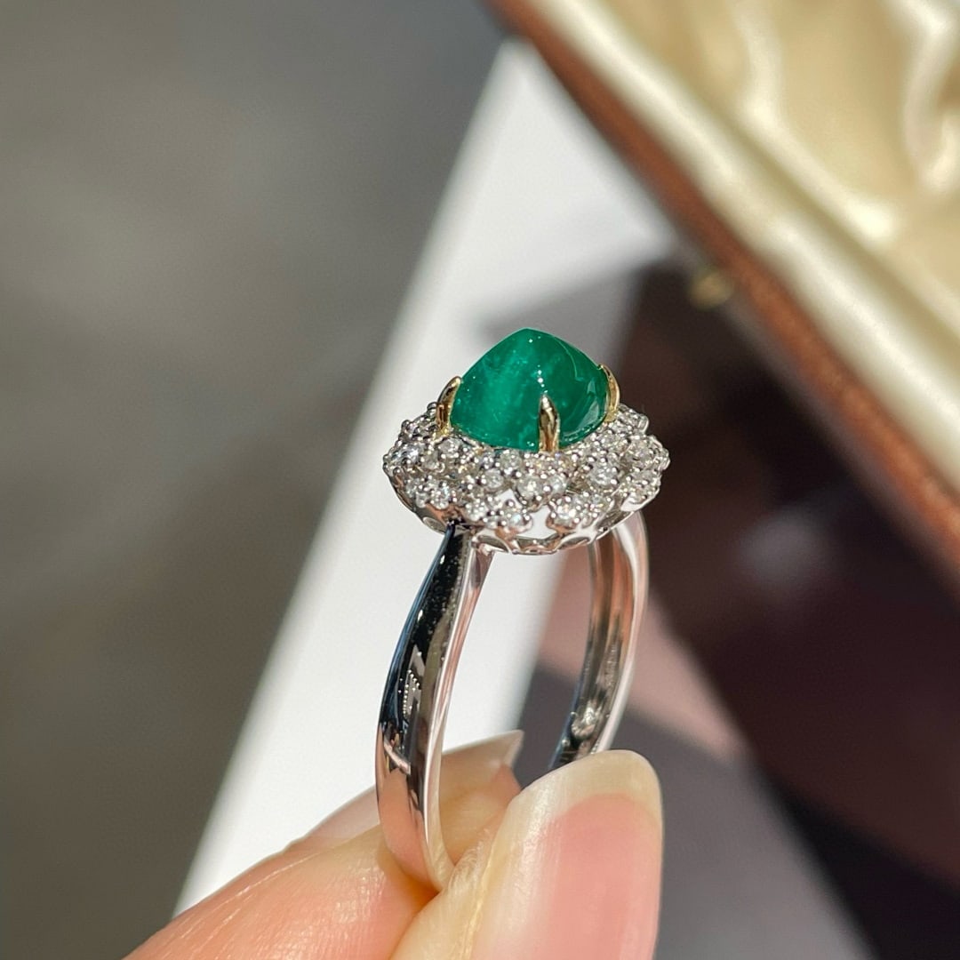 14k Gold 1.30 Ct Natural Emerald & Diamond Ring - 3