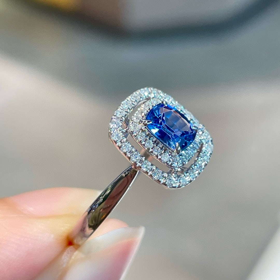 14k Gold 0.63 Ct Natural Sapphire & Diamond Ring - 2