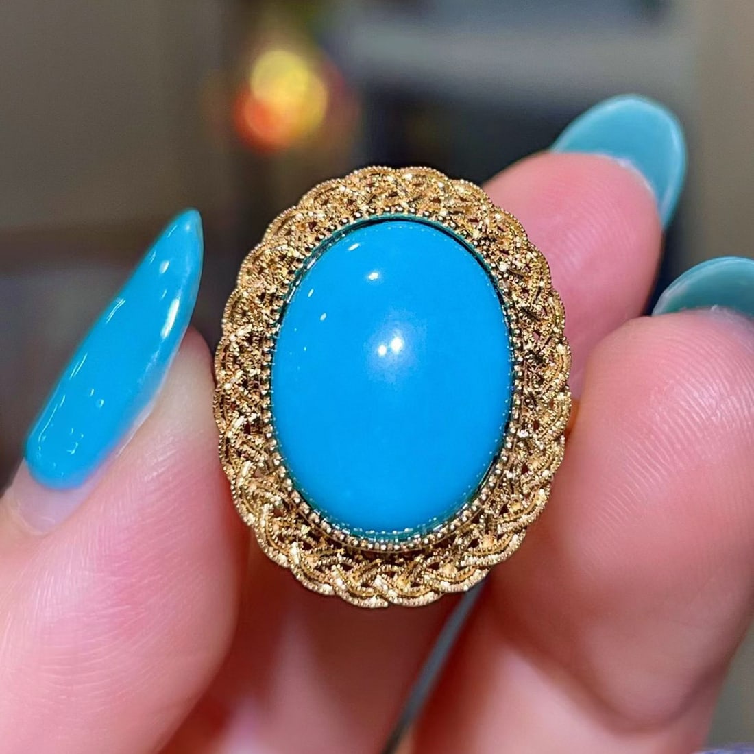 14k Gold 5.56 Ct Natural Turquoise Ring: Ref:231065089 // gold content:14k gold // ring size:7. 25us // // main gemstone:turquoise // shape:oval // carat weight:5. 56ct // color:blue // treatment:natural // Condition: New Low Estimate: 6200.