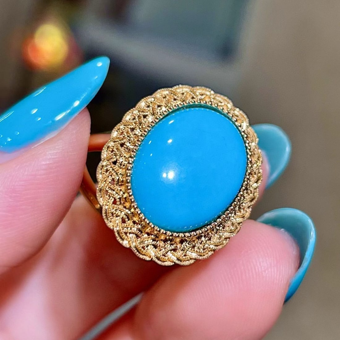 14k Gold 5.56 Ct Natural Turquoise Ring - 2