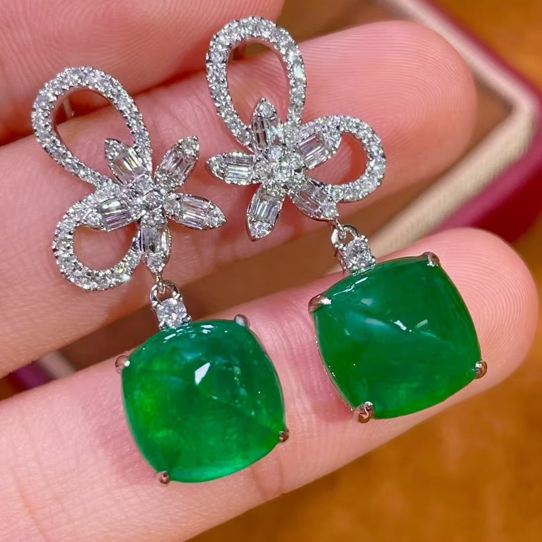 14k Gold 11.55 Ctw Vivid Green Natural Emerald & Diamond Earrings - 3
