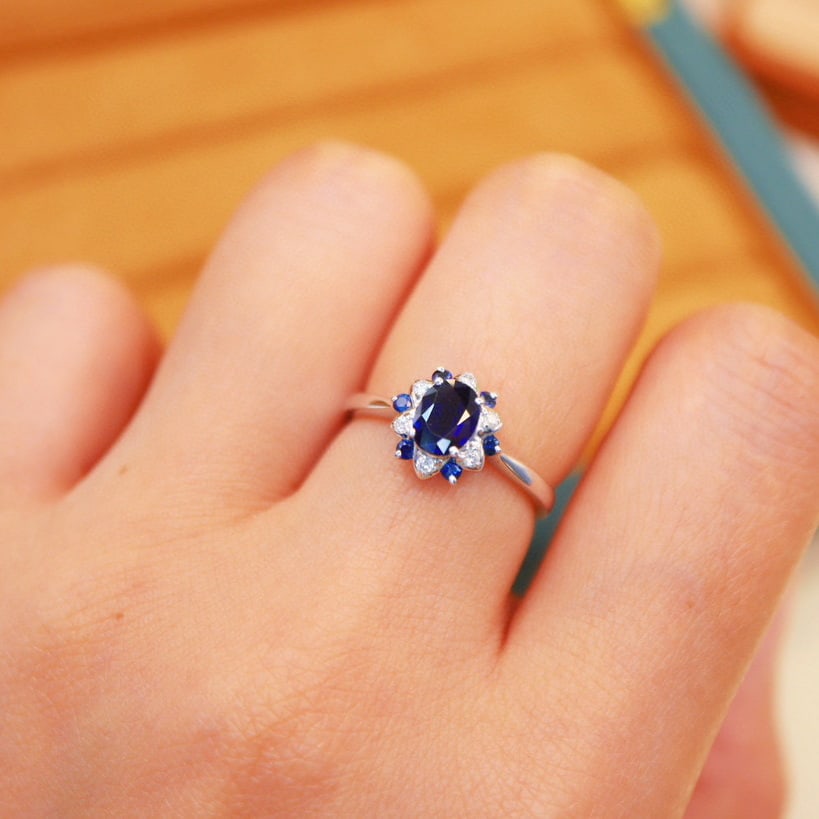 14k Gold 0.74 Ctw Natural Sapphire & Diamond Ring - 5