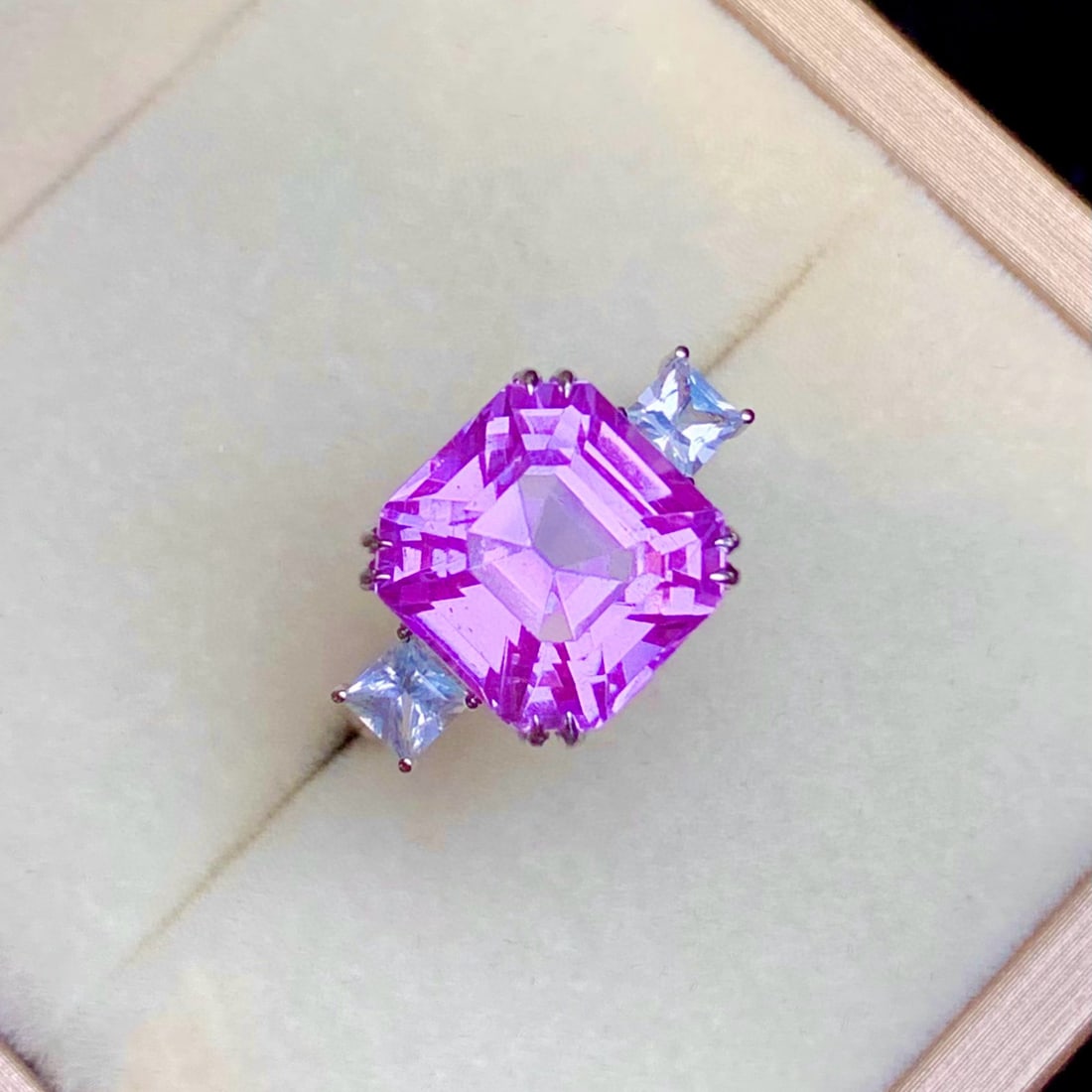 14k Gold 11.3 Ct Natural Kunzite & Sapphire Ring - 4