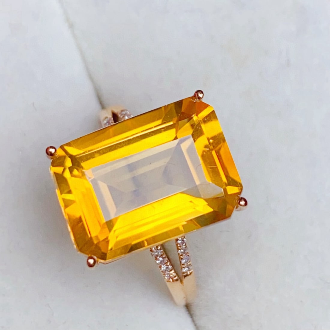 14k Gold 6.26 Ctw Natural Citrine & Diamond Ring - 2