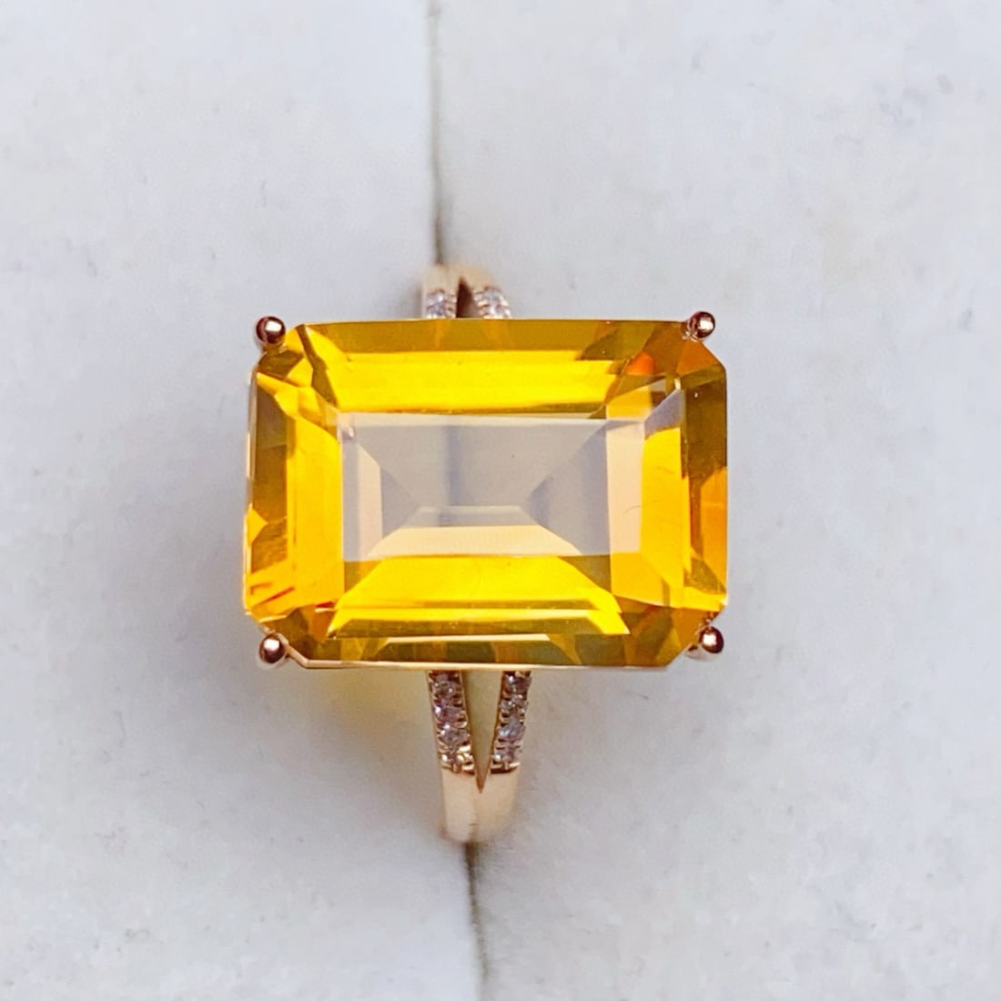14k Gold 6.26 Ctw Natural Citrine & Diamond Ring - 9
