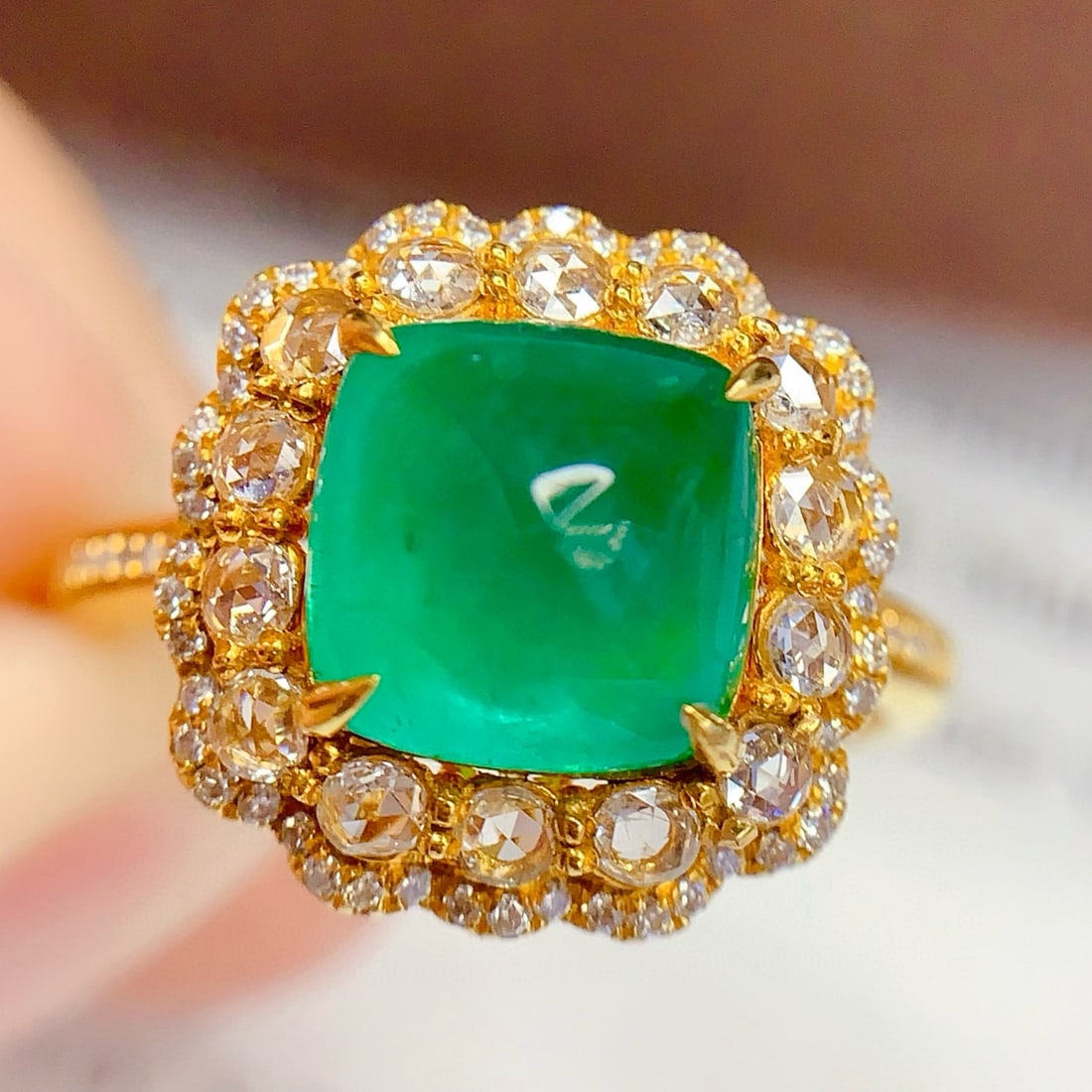 14k Gold 3.38 Ct Natural Emerald & Diamond Ring - 3