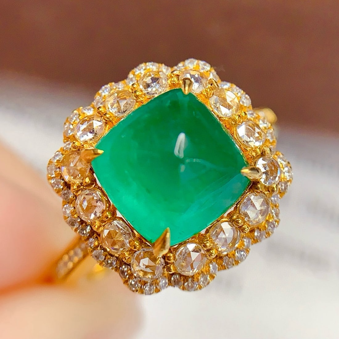 14k Gold 3.38 Ct Natural Emerald & Diamond Ring - 5
