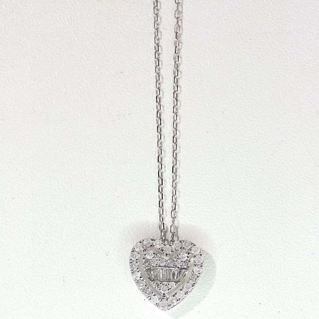 14k Gold 0.35 Ct Natural H Diamond Necklace - 7
