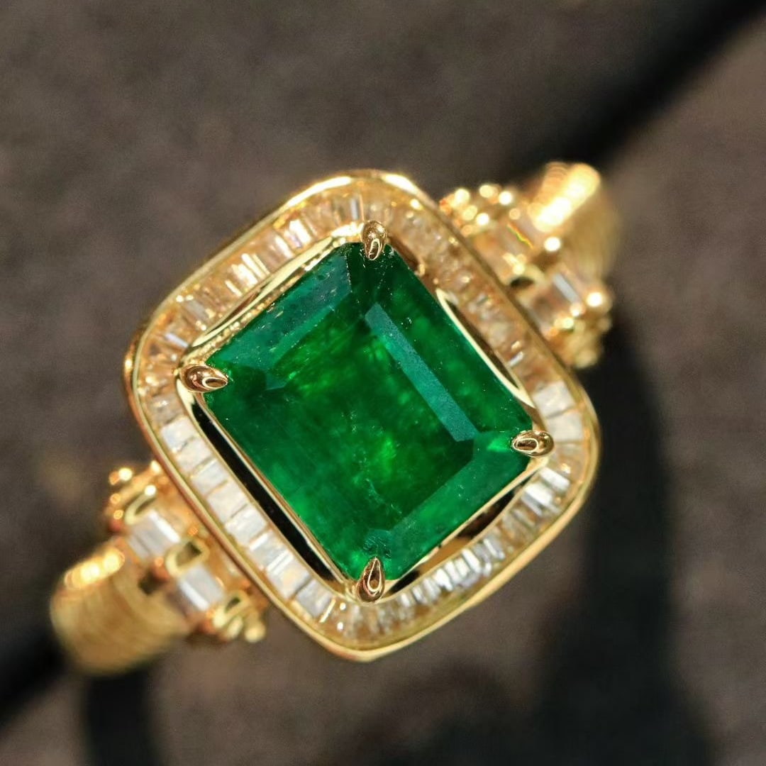 14k Gold 2.39 Ctw Vivid Green Natural Emerald & Diamond Ring - 3