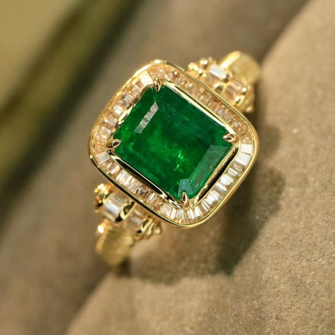 14k Gold 2.39 Ctw Vivid Green Natural Emerald & Diamond Ring - 6