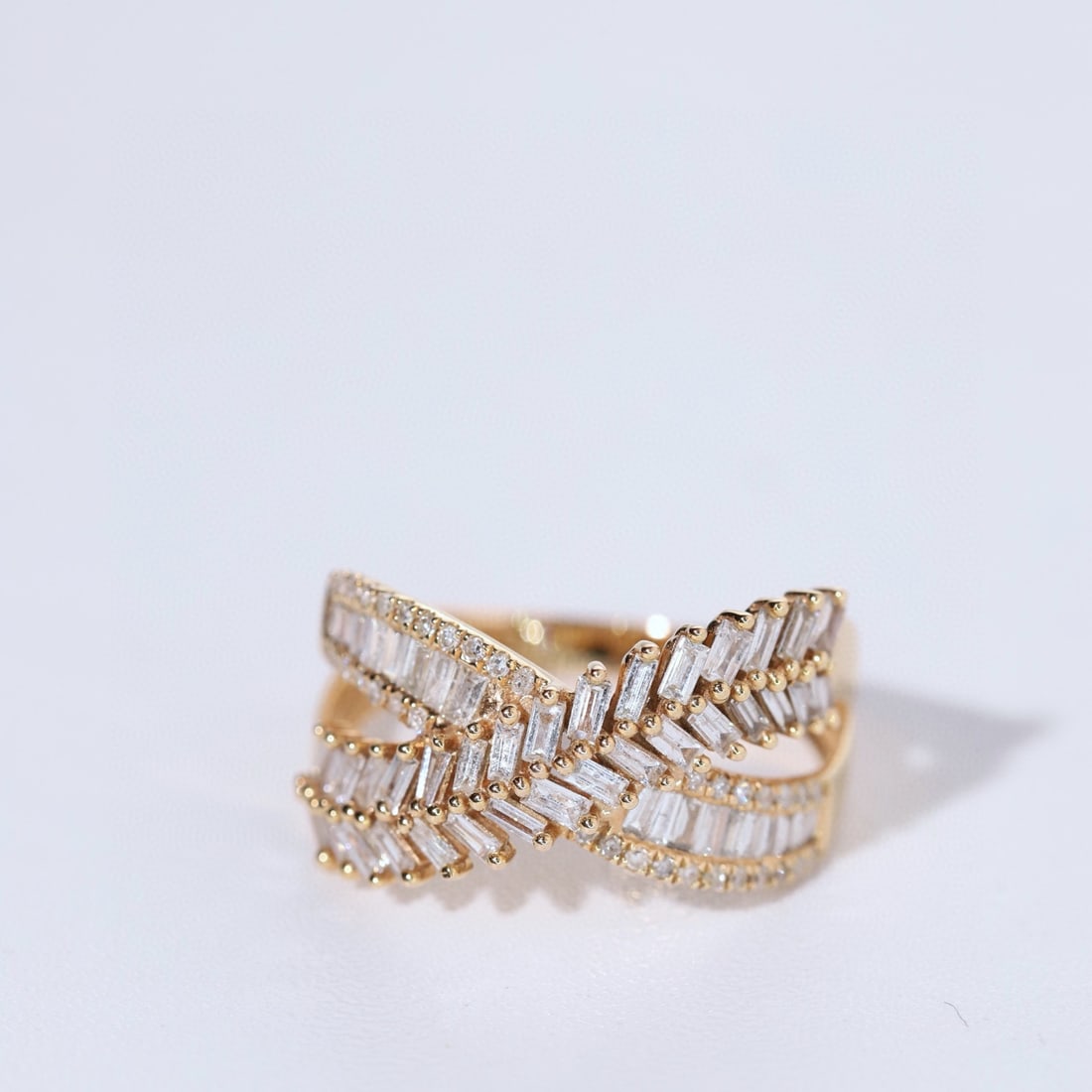 14k Gold 0.70 Ct Natural H Diamond Ring - 2