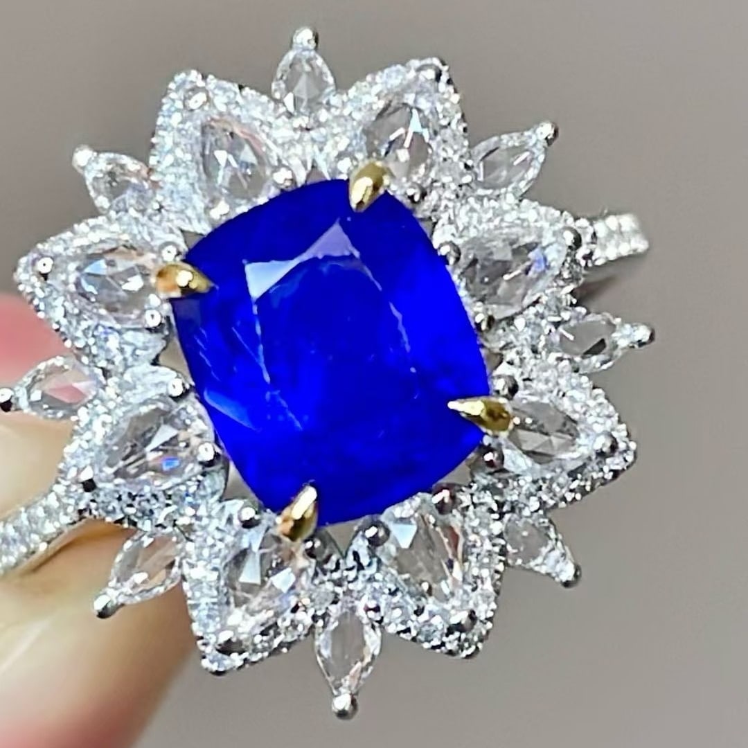 14k Gold 2 Ct Natural Sapphire & Diamond & Sapphire Ring: Ref:231065216 // gold content:14k gold // ring size:7. 25us // // main gemstone:sapphire // shape:cushion // carat weight:2ct // color:royal blue // treatment:natural // // adjacent gemstone 2 :