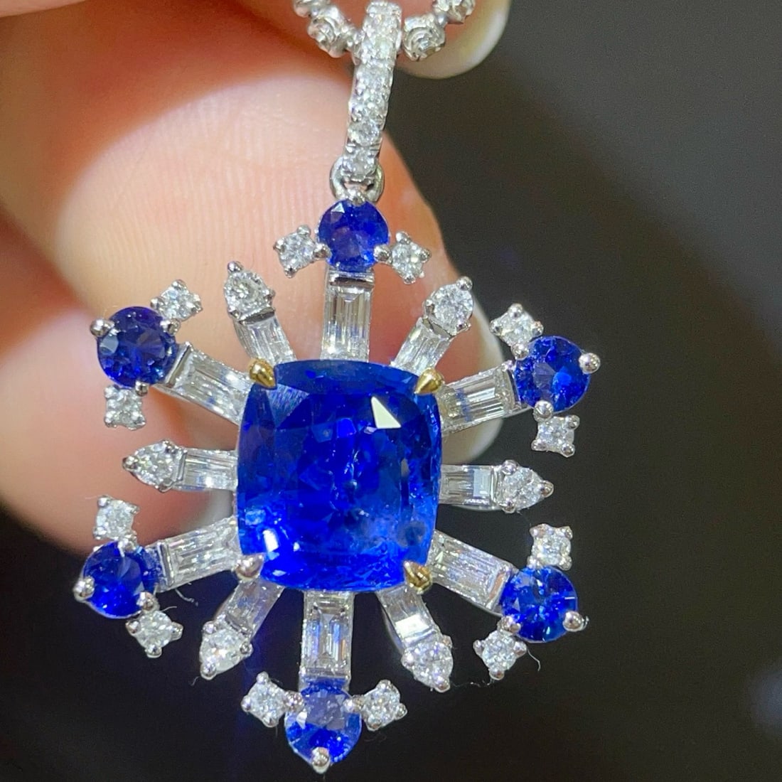 14k Gold 3.76 Ctw Vivid Blue Natural Sapphire & Diamond Pendant( Without Chain ) - 3