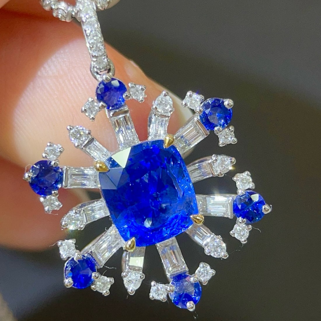 14k Gold 3.76 Ctw Vivid Blue Natural Sapphire & Diamond Pendant( Without Chain ) - 5